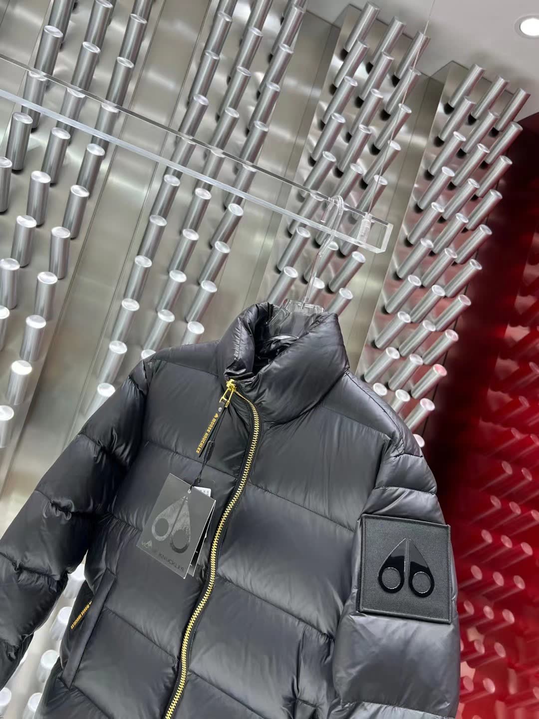 Moose Knuckles Down Jacket Moose Knuckles Down Jacket